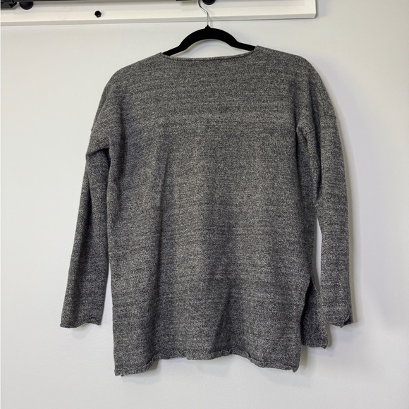 Babaton Aritzia Erin Gray V-Neck Sweater - Picture 6 of 7